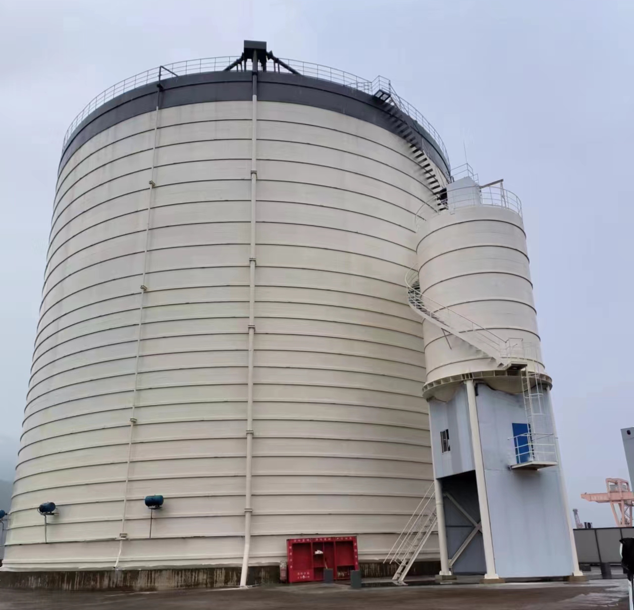 化隆10万吨水泥钢板库